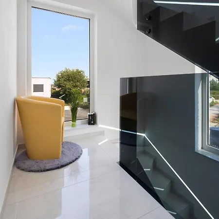 Gorgeous In Apartament